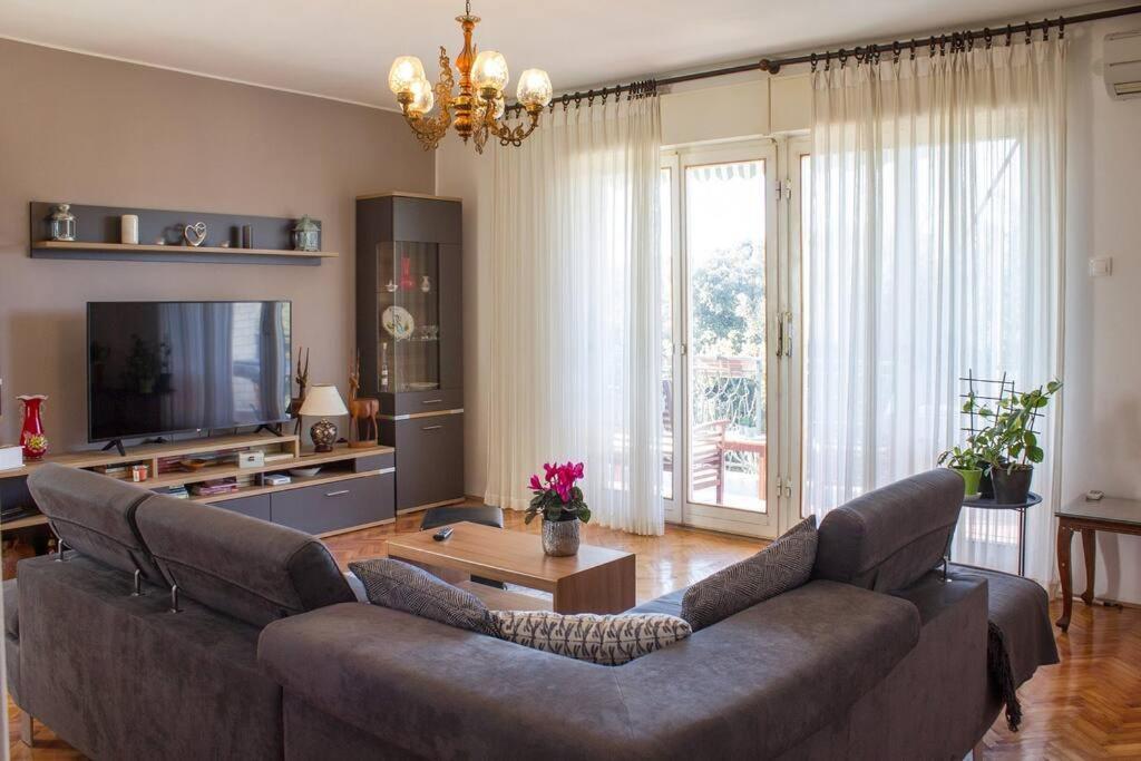 Apartment Margi Пула Екстериор снимка