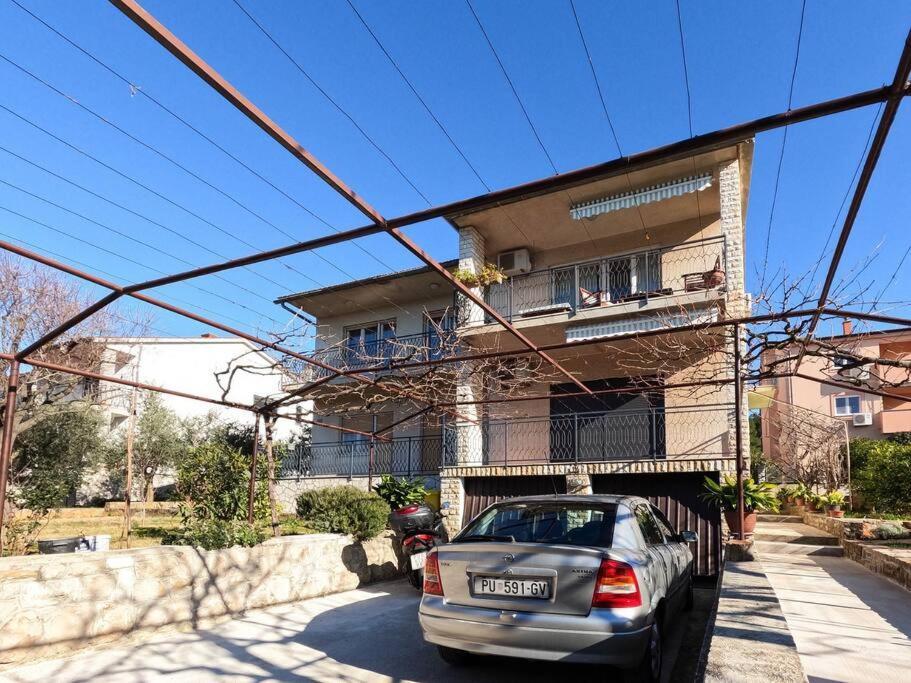 Apartment Margi Пула Екстериор снимка